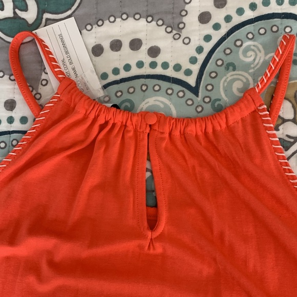 Coral embellished tank - Picture 5 of 6